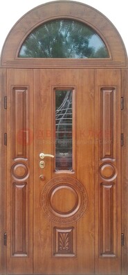 Двустворчатая железная дверь МДФ со стеклом в форме арки ДА-52 в Перми