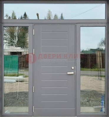 Серая стальная дверь с панелью МДФ и стеклянными фрамугами ДФГ-28 в Перми