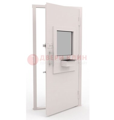 Белая металлическая дверь в кассу с нитроэмалью ДКС-4 в Перми