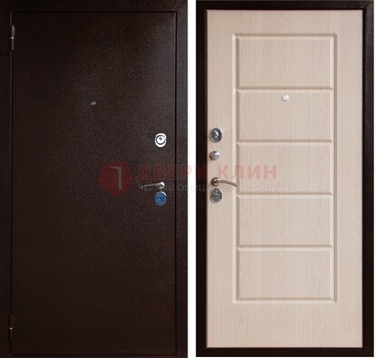 Коричневая металлическая дверь с порошковым окрасом ДП-92 в Перми