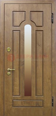 Коричневая железная дверь со стеклом ДС-4 в коттедж в Перми