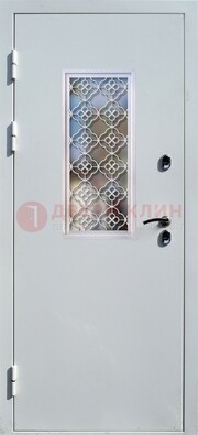 Серая металлическая дверь со стеклом и ковкой ДС-75 в Перми