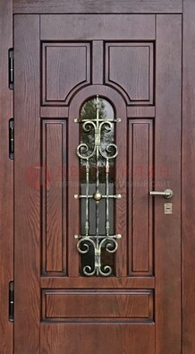 Cтальная дверь со стеклом и ковкой в коричневом цвете ДСК-119 в Перми