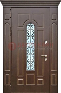 Коричневая железная дверь со стеклом ковкой для частного дома ДСК-133 в Перми