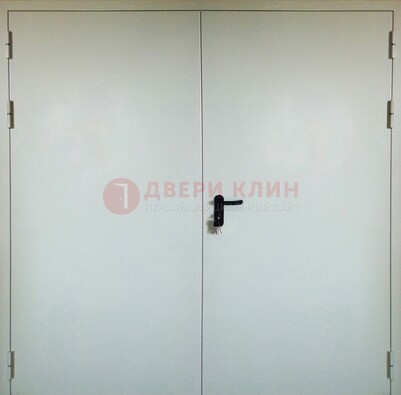 Белая металлическая противопожарная дверь ДТ-8 в Перми