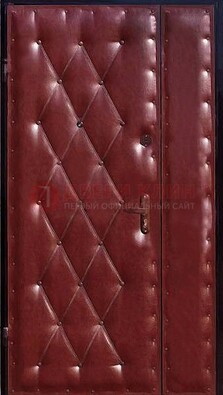 Бордовая тамбурная дверь ДТМ-25 в Перми